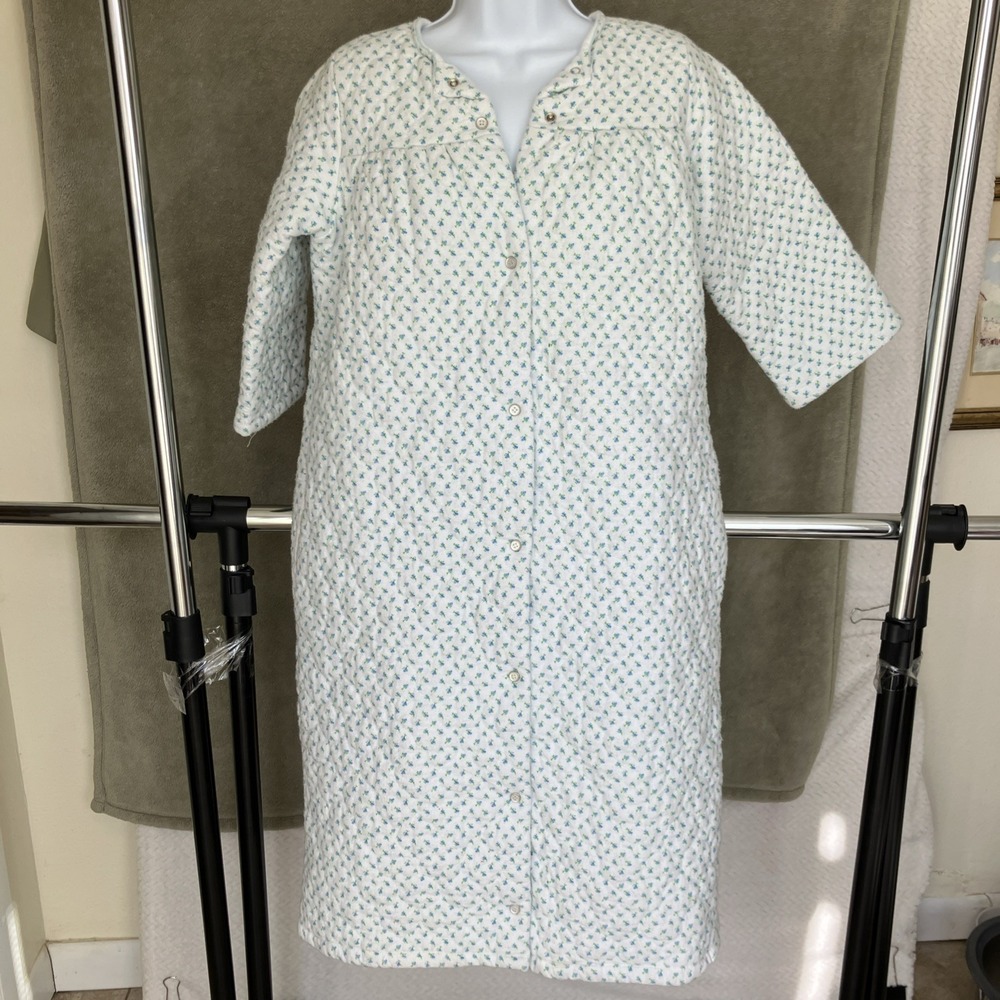 The Vermont Country Store Womens Nightgown Small White Floral Thick Warm Snaps